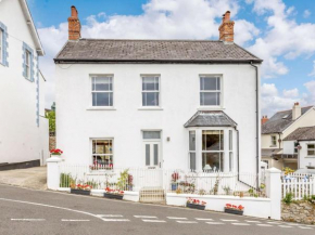 3 Bed in Charmouth DC121